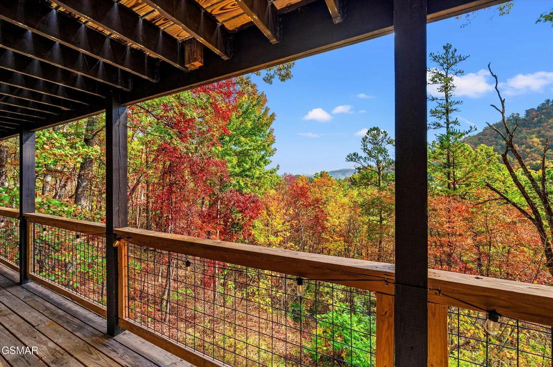 Photo of 2758 Overholt Trail