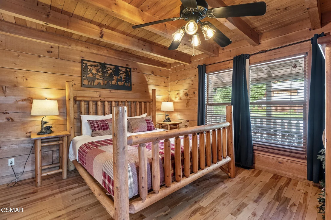 Photo of 1713 Bear View Road