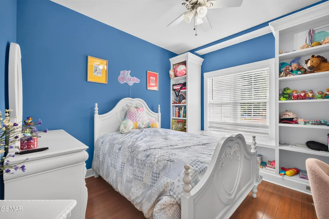Photo of 917 Crickett Drive