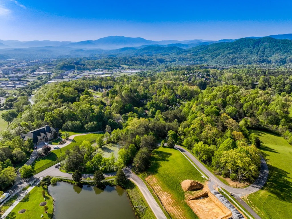 Photo of 1140 Crestview Drive