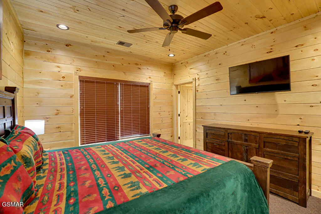 Photo of 3215 Mayes Loop Road