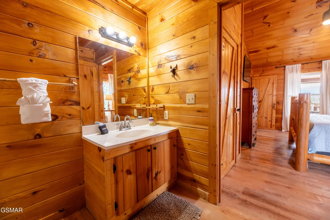 Photo of 2213 Headrick Lead