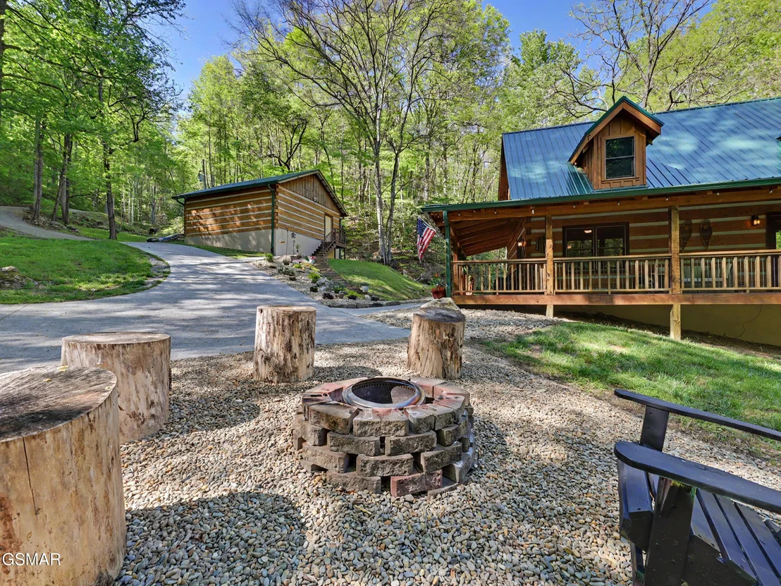 Photo of 1053 Big Buck Trail