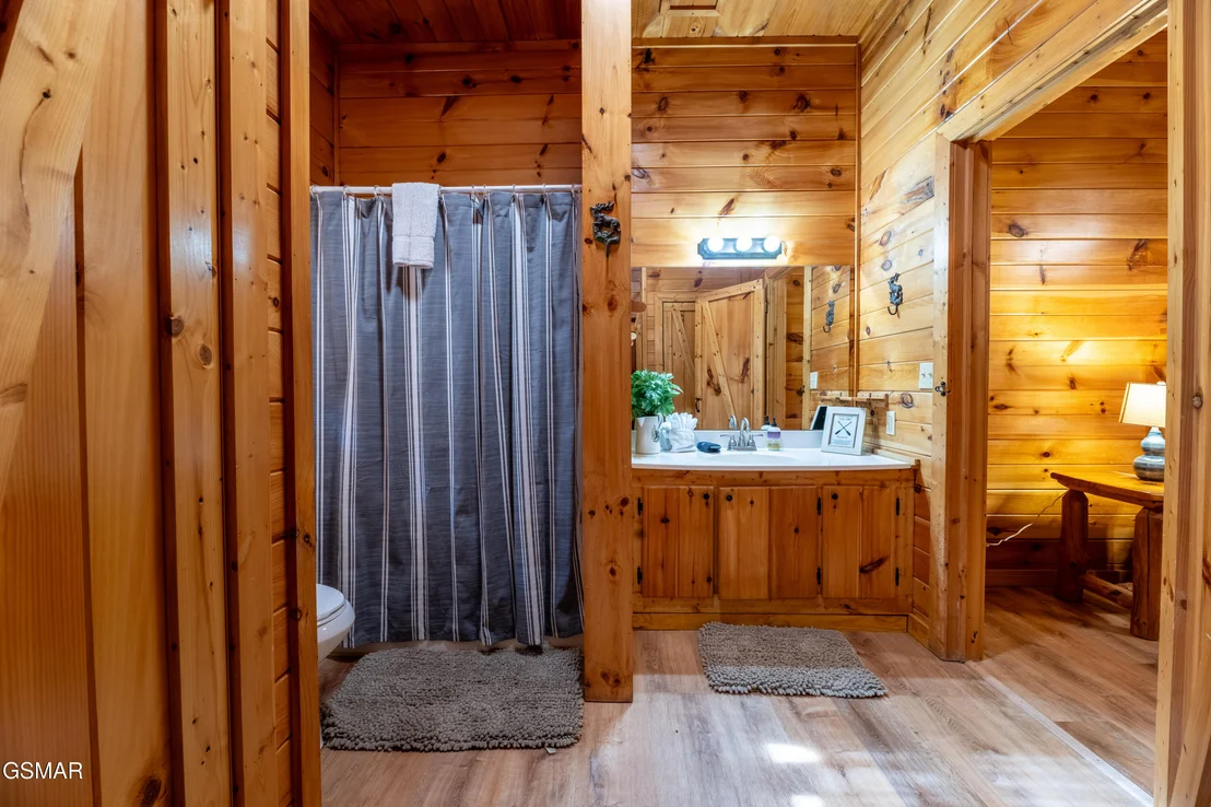 Photo of 2213 Headrick Lead
