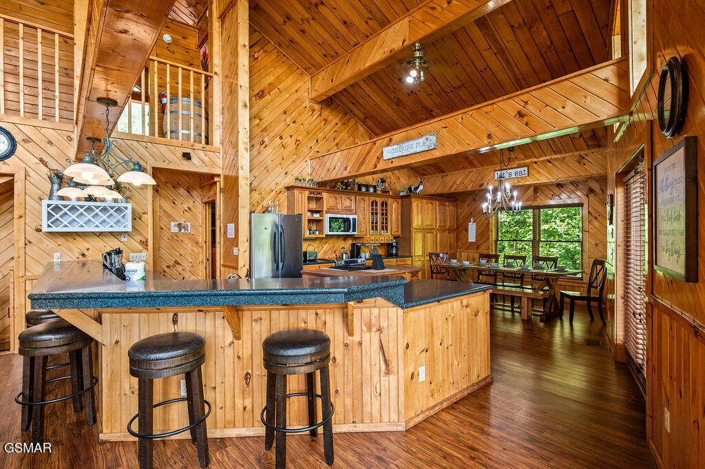 Photo of 2420 Sunset Road