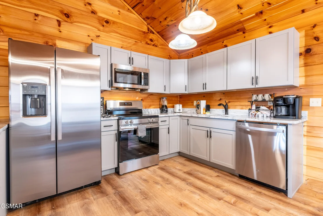 Photo of 2213 Headrick Lead