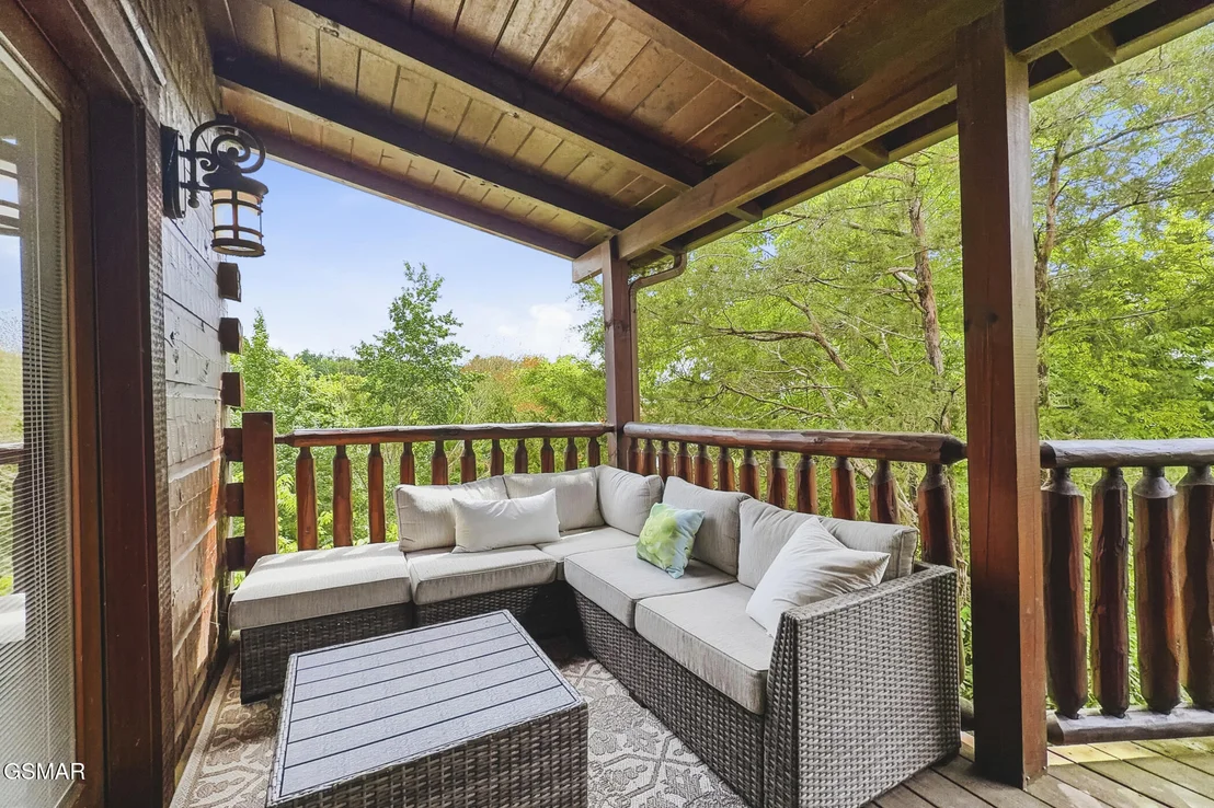 Photo of 2906 Quiet Oak Way