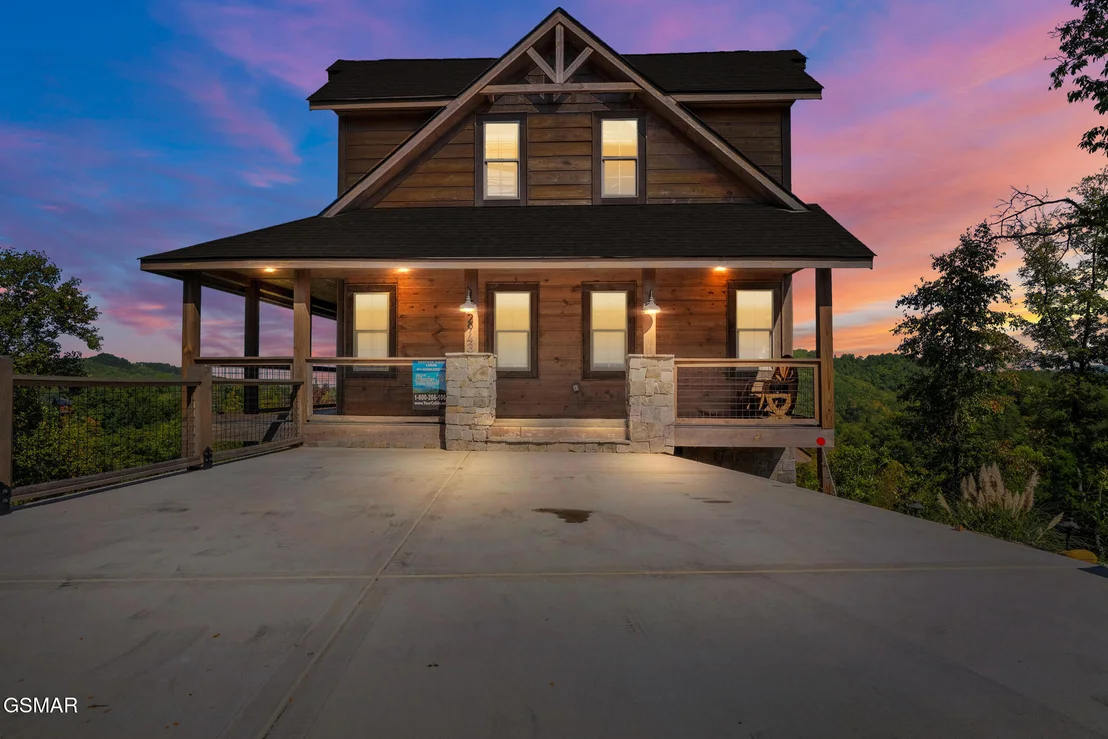 Photo of 2943 Lightning Strike Drive