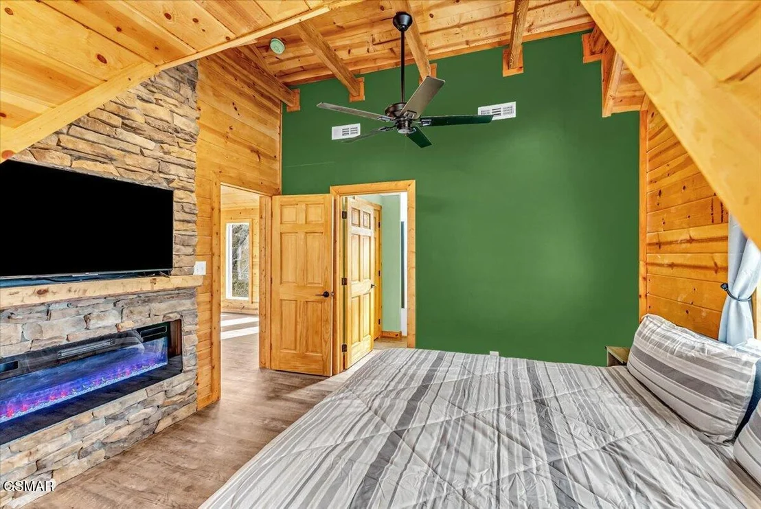 Photo of 2321 Willow Lane