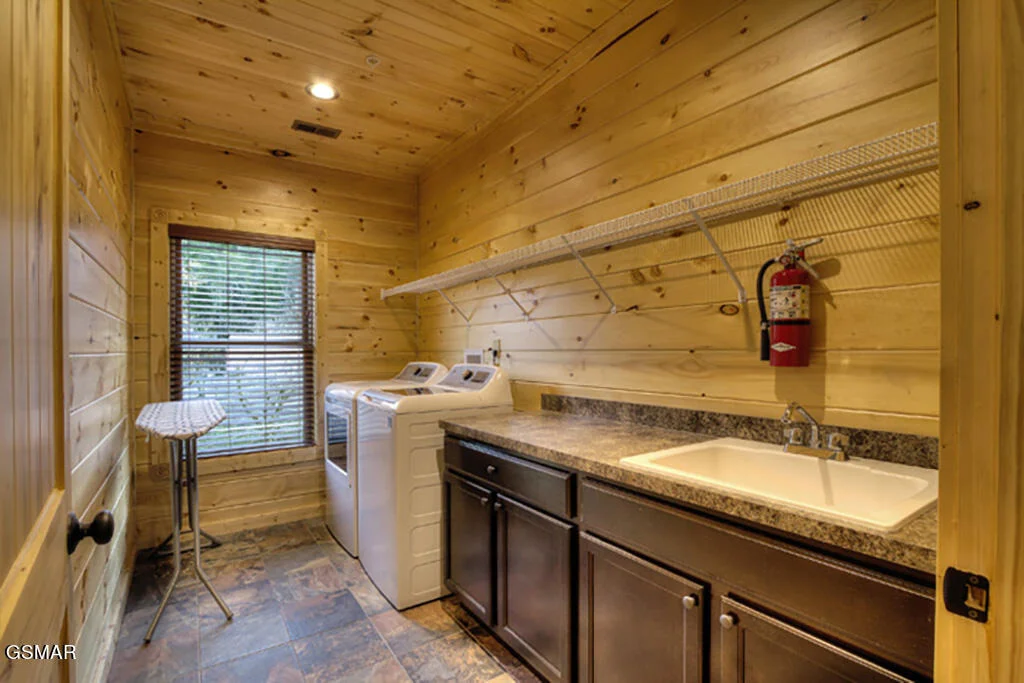 Photo of 3215 Mayes Loop Road