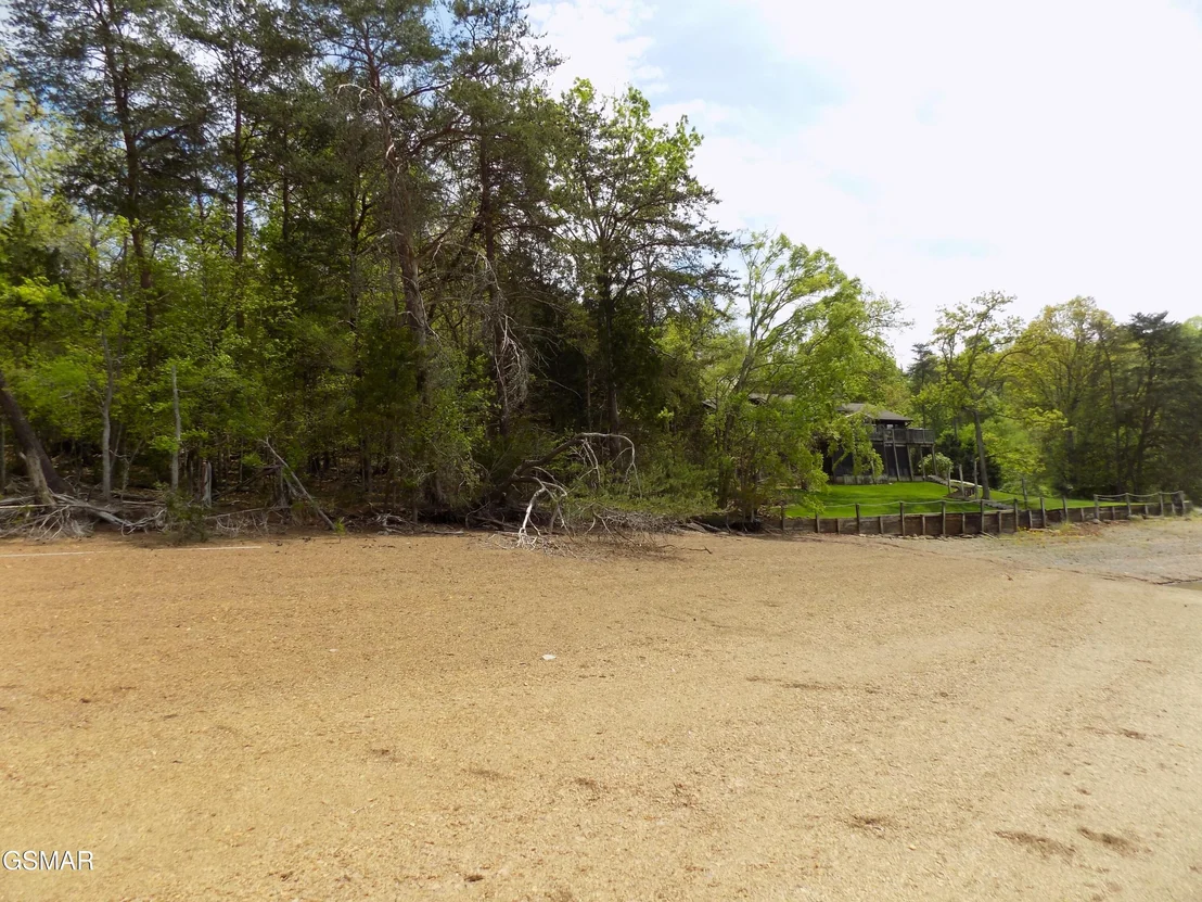 Photo of 3753 Lake Point Drive