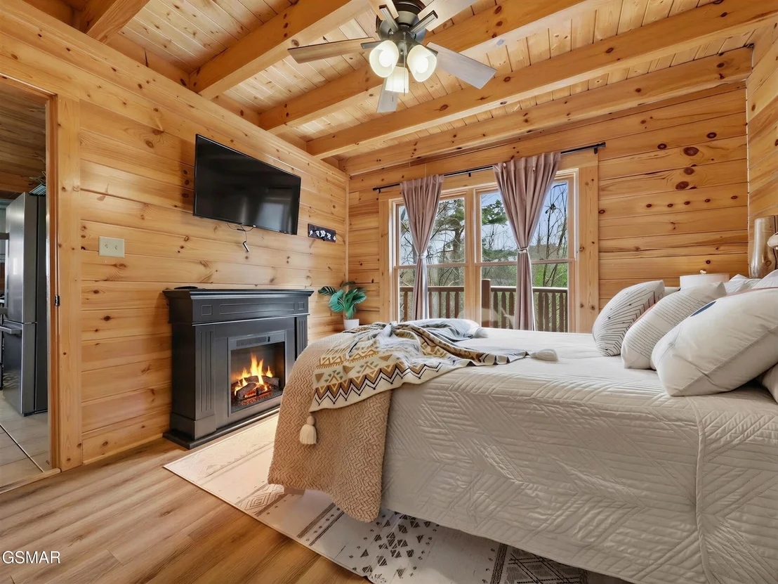 Photo of 1723 Summit View Way