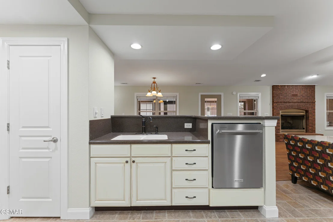 Photo of 225 Piney Road