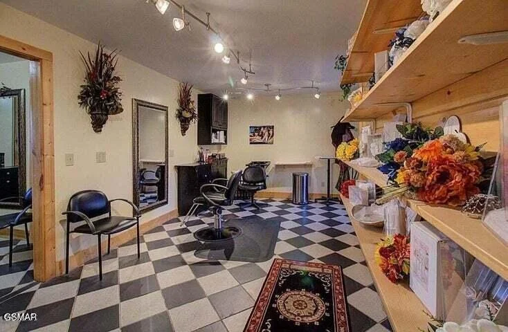 Photo of 1740 High Rock Way