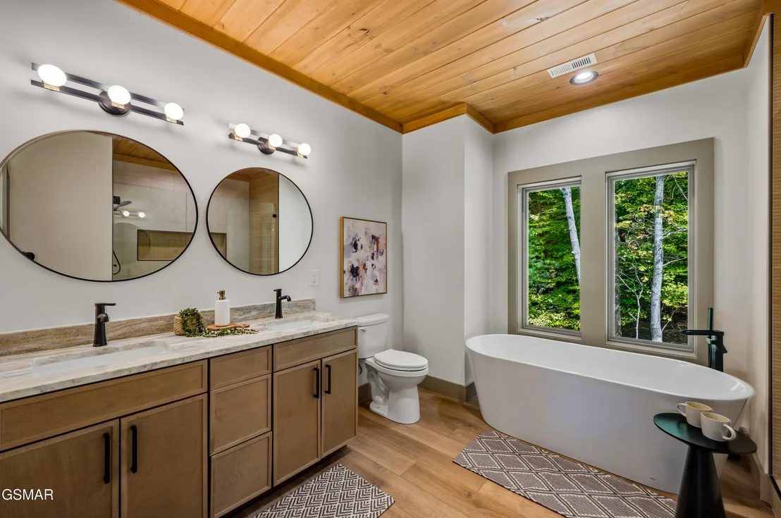Photo of 3839 Revetta Circle