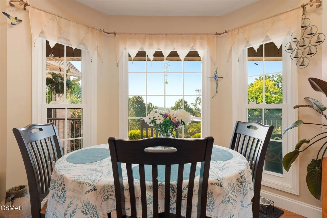 Photo of 849 Pinnacle Drive