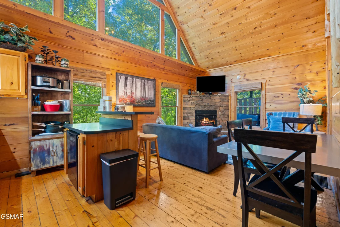 Photo of 2408 Balsam Circle
