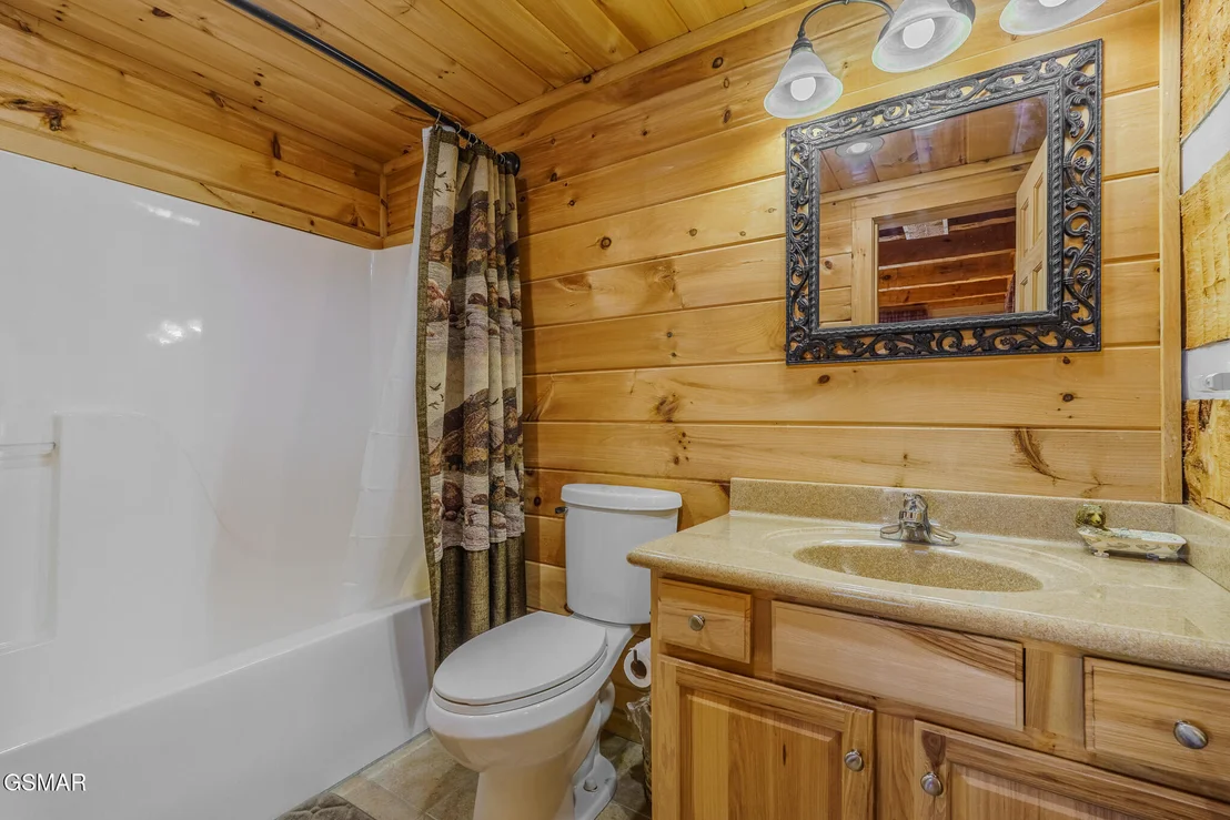 Photo of 1554 Bear Valley Road