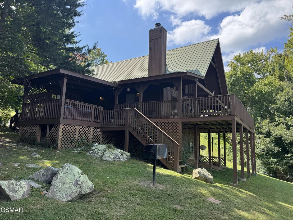Photo of 1640 Bench Mountain Way