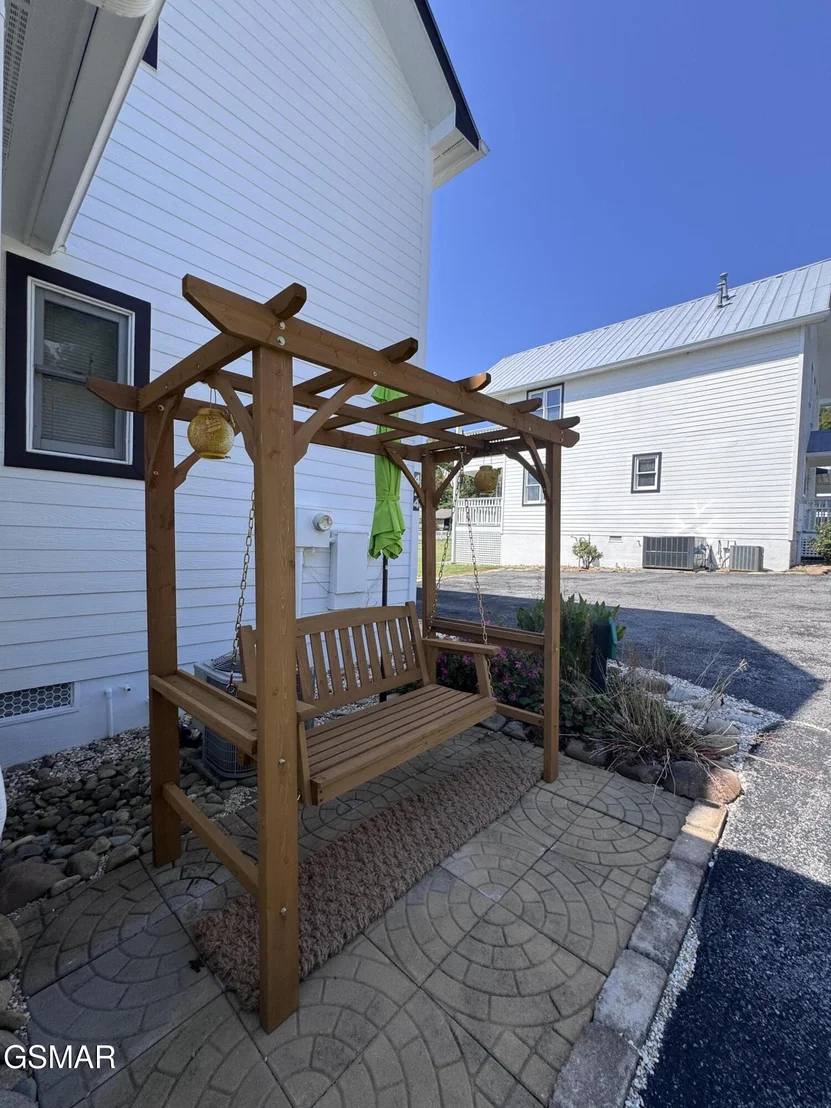 Photo of 424 Country Path Way