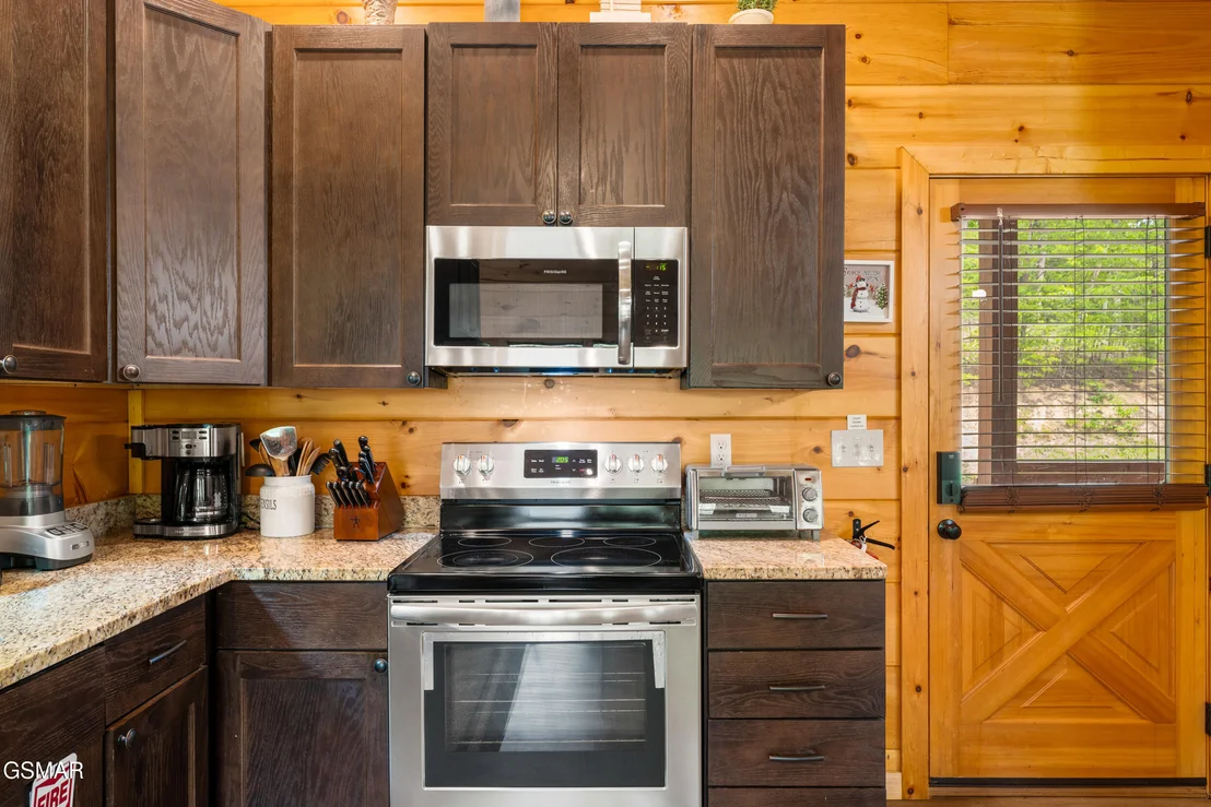Photo of 1533 Bear Valley Road