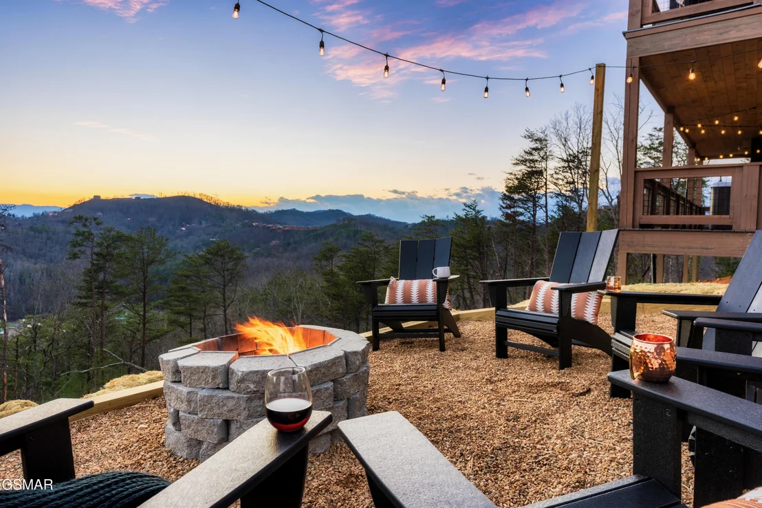 Photo of 2665 Cloud View Drive