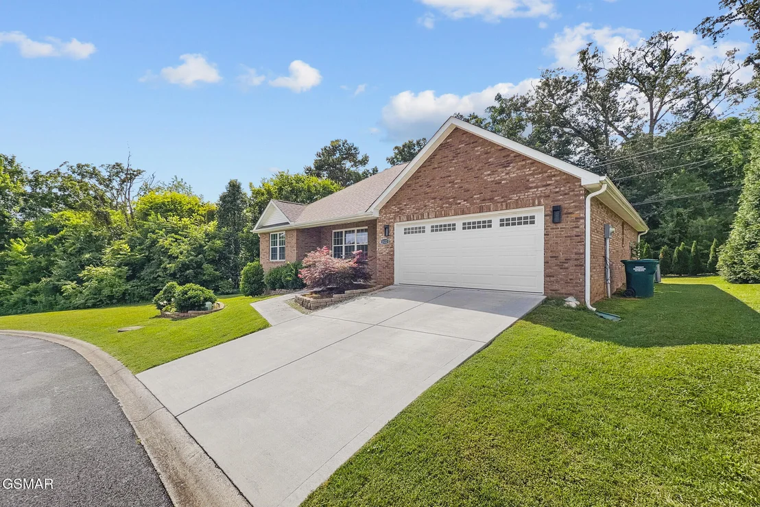 Photo of 2122 Zion Drive