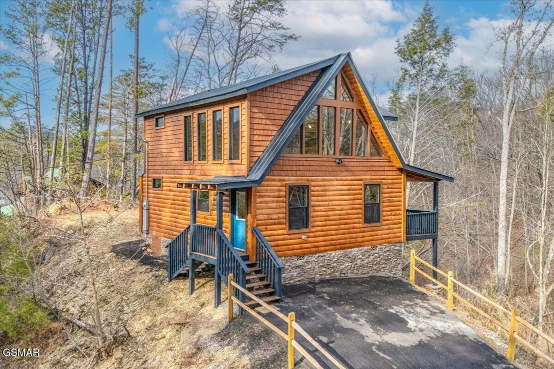 Photo of 2321 Willow Lane