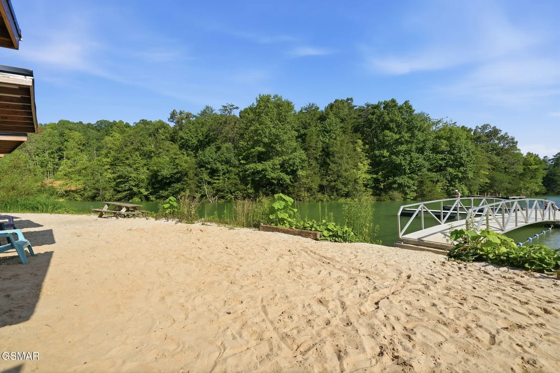 Photo of 244 Jolene Way