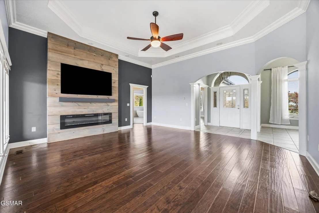 Photo of 339 Riverdale Drive