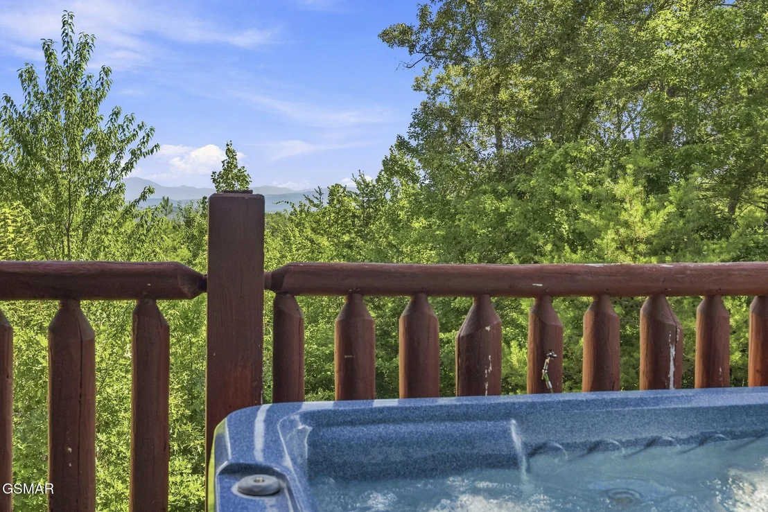 Photo of 1713 Bear View Road