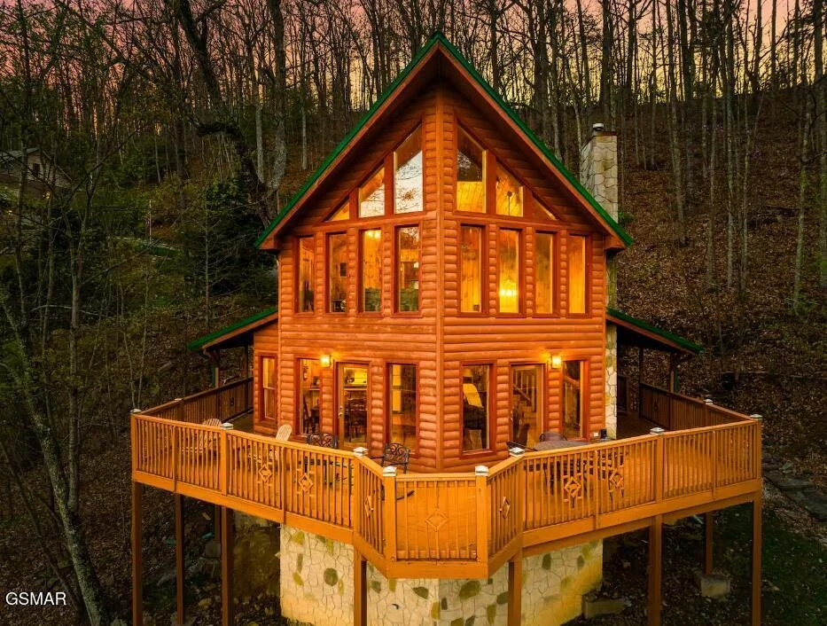 Photo of 2775 Overholt Trail