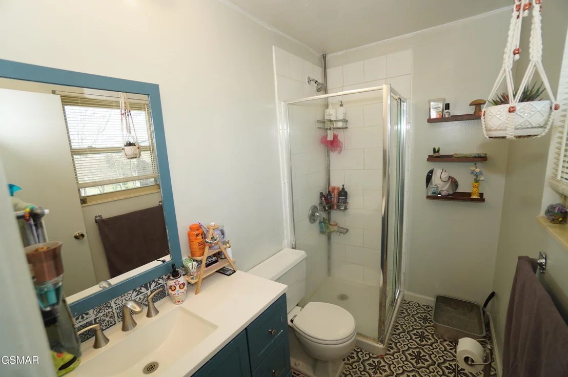 Photo of 720 White Oak Circle