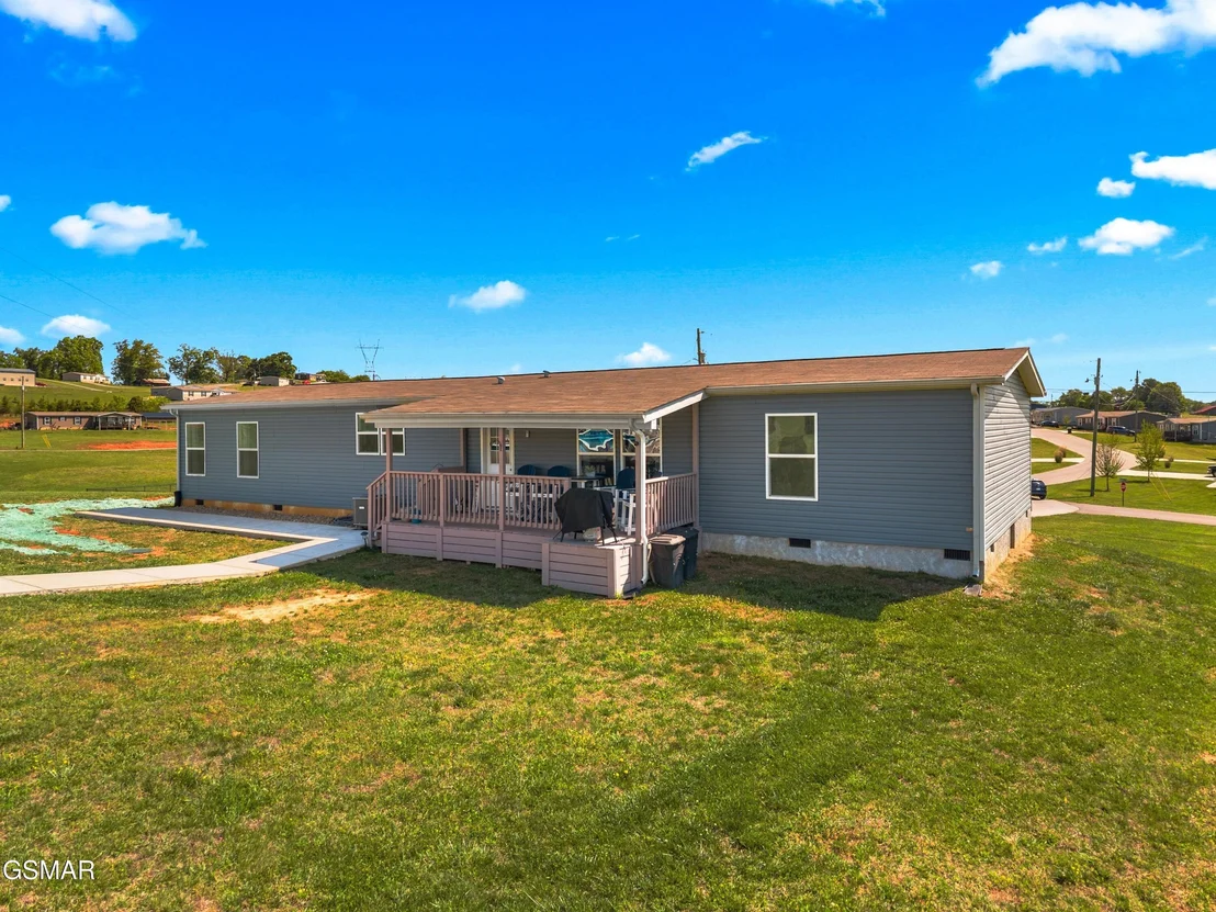 Photo of 405 Barry Cove