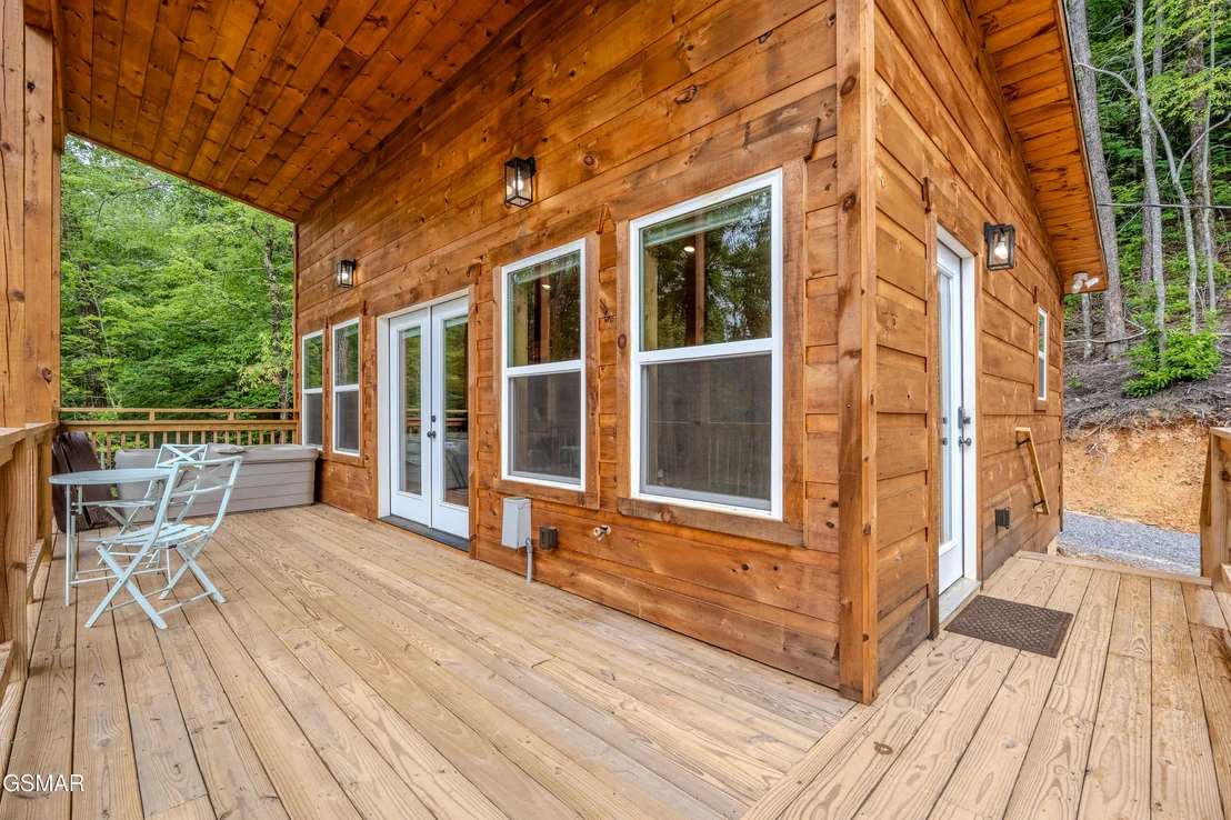 Photo of 2122&2128 Bluff Mountain Road