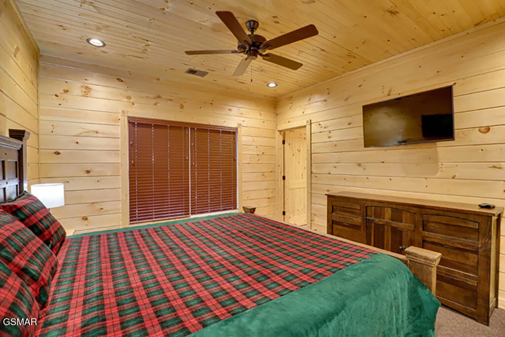 Photo of 3215 Mayes Loop Road