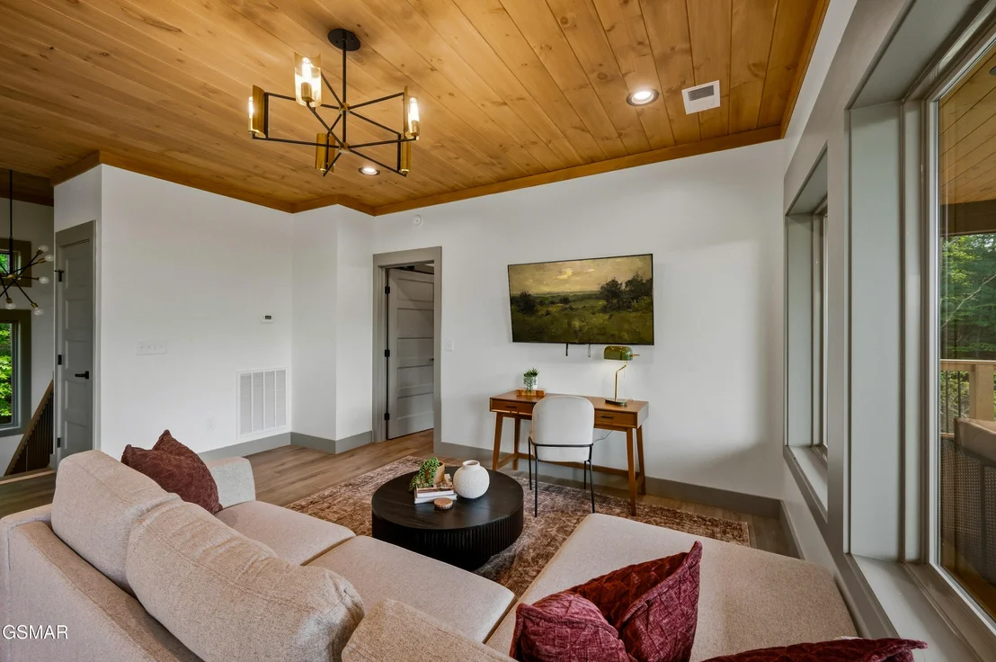 Photo of 3839 Revetta Circle