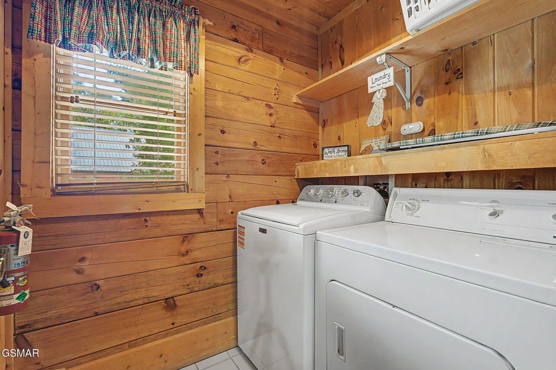Photo of 852 Bear Run Way