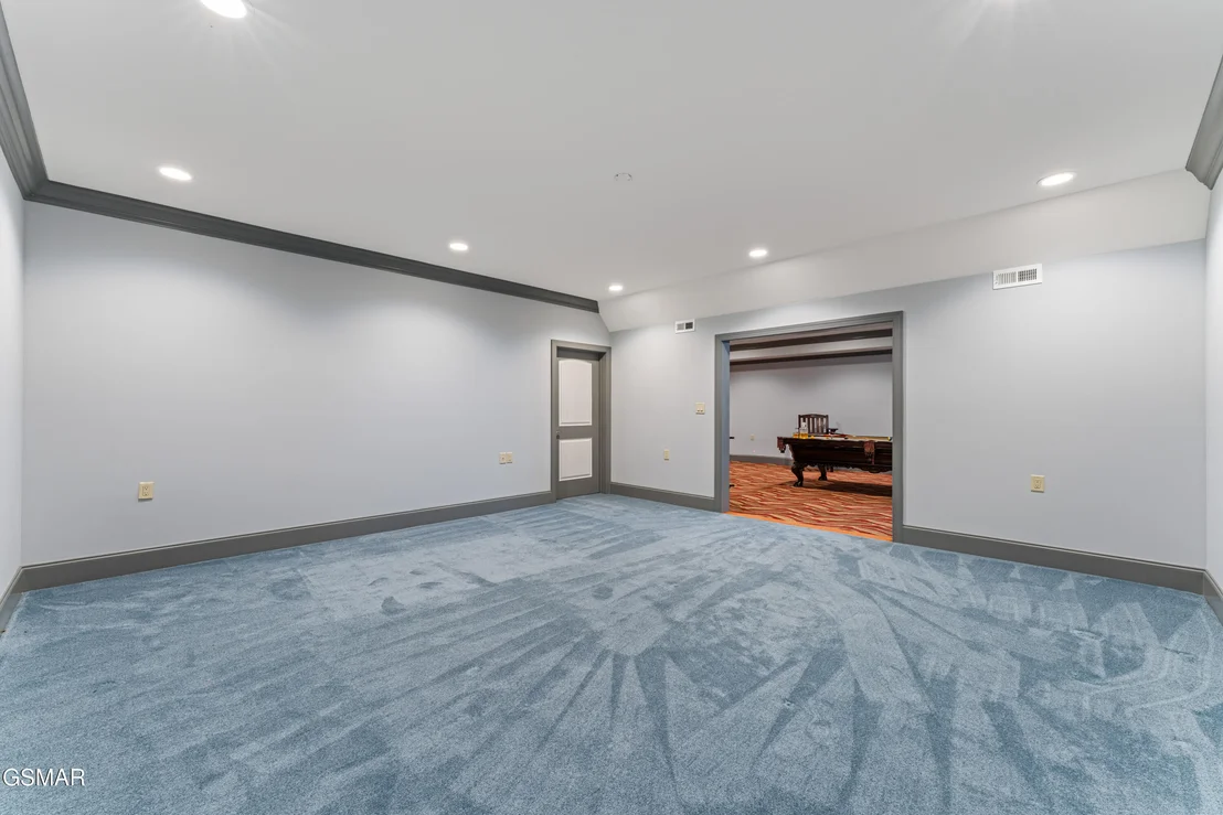 Photo of 2399 McCleary Road