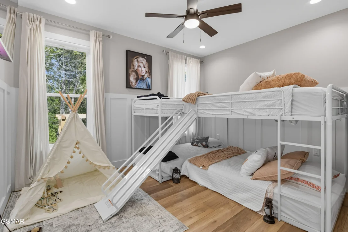 Photo of 1077 Sencebaugh Drive