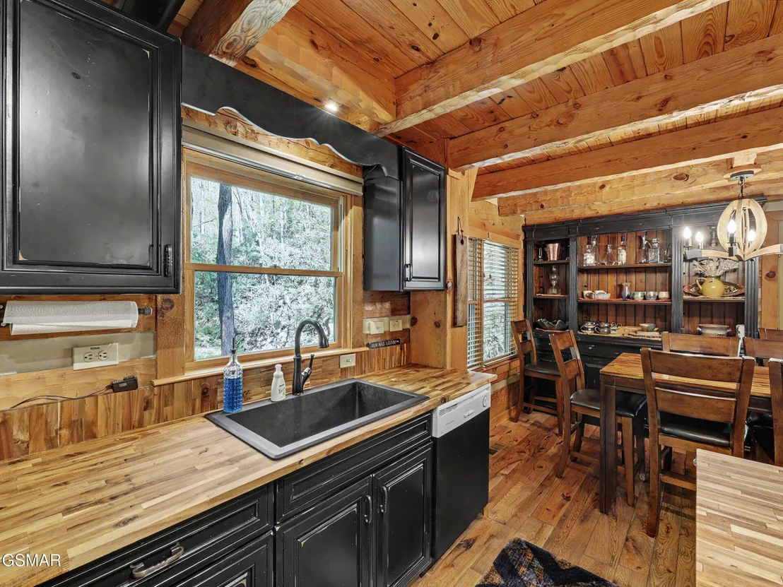 Photo of 1053 Big Buck Trail