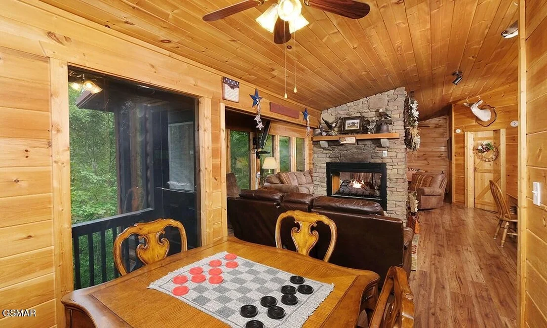 Photo of 623 Iron Mountain Road