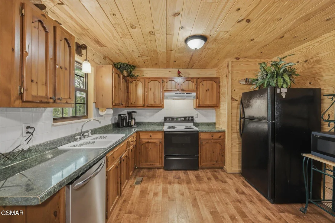 Photo of 759 Ridgefield Drive