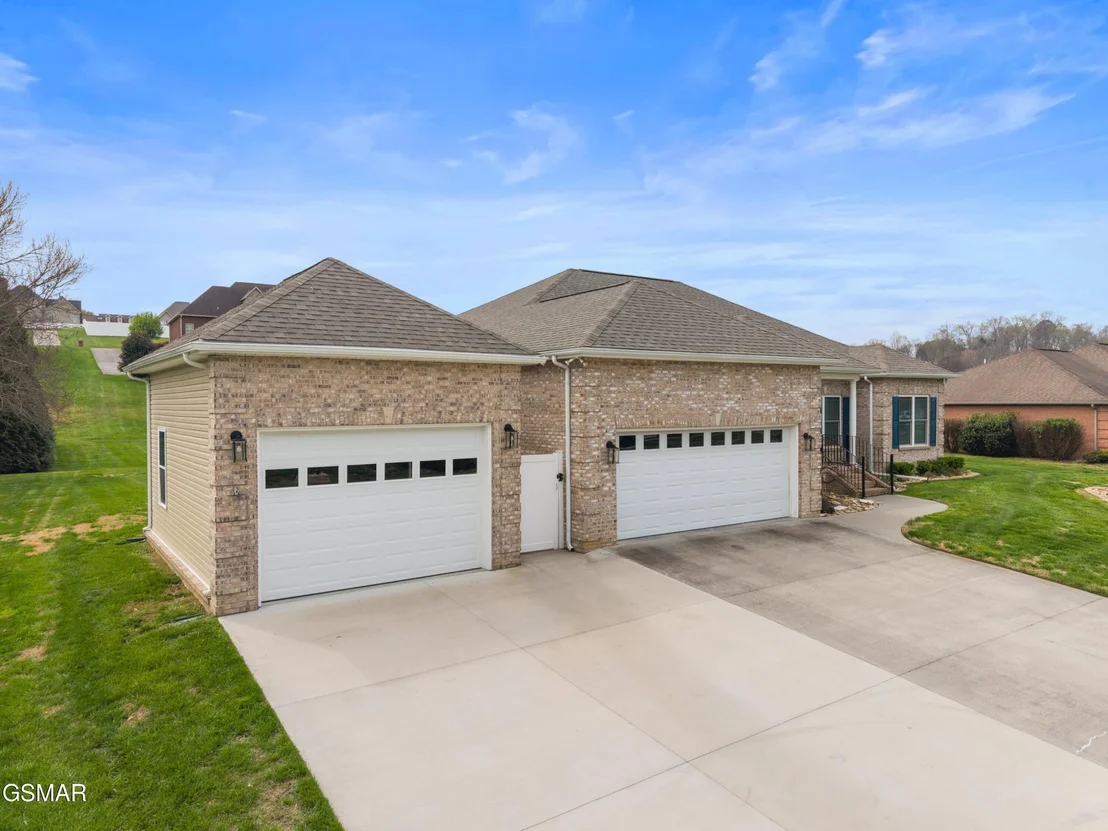 Photo of 1410 River Run Circle