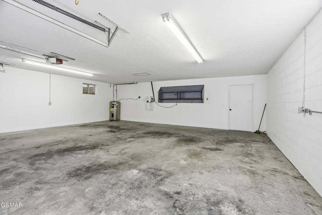 Photo of 716 Whippoorwill Circle