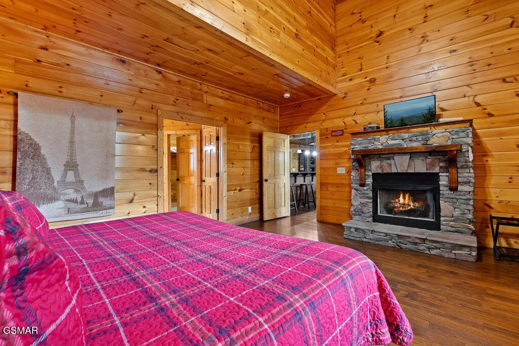 Photo of 326 Alpine Mountain Way