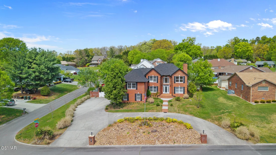 Photo of 1201 Briar Lea