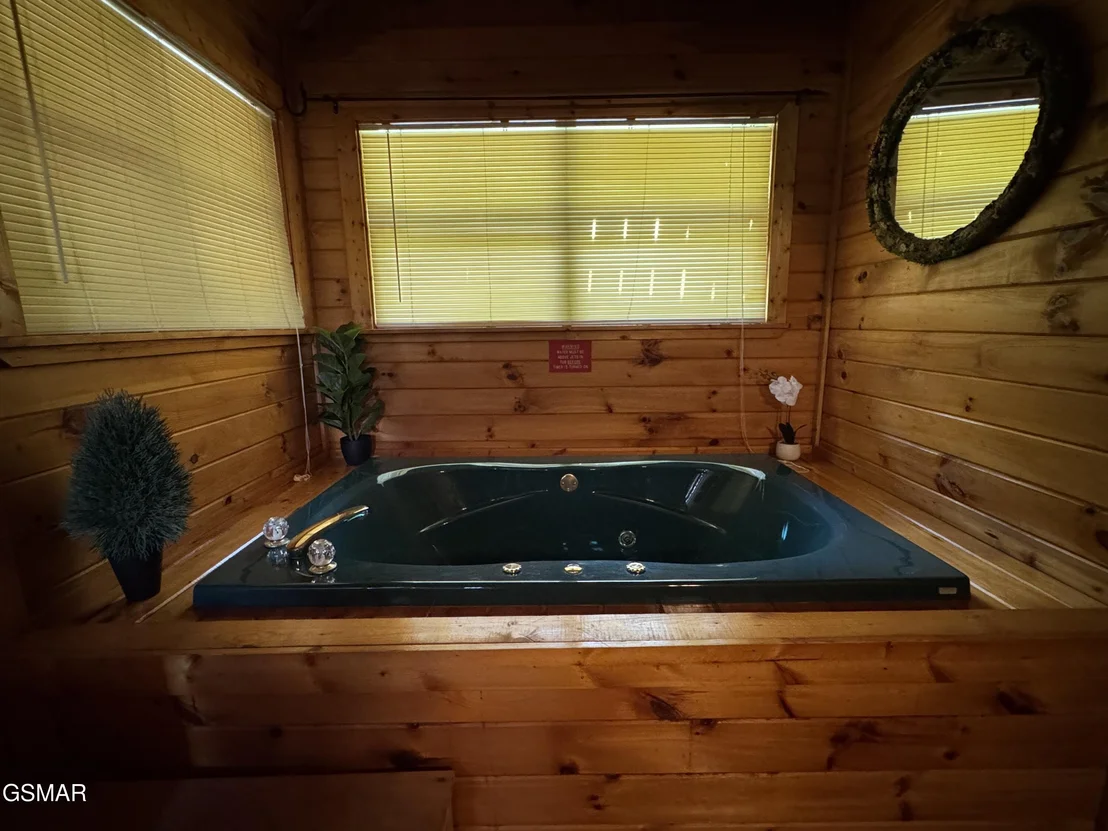 Photo of 1640 Bench Mountain Way