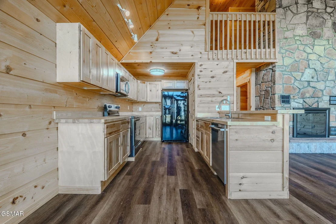 Photo of 2821 Overholt Trail