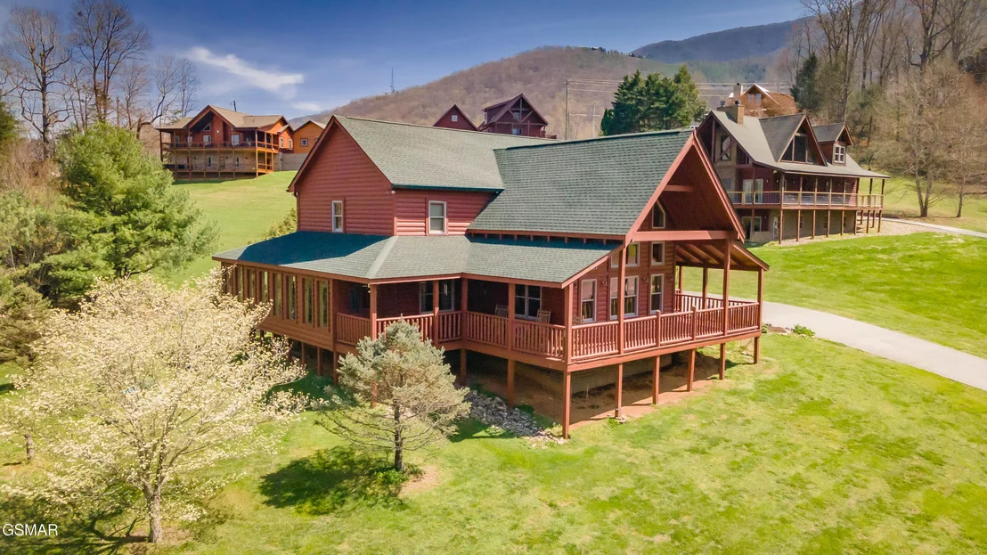 Photo of 3385 Clear Valley Drive
